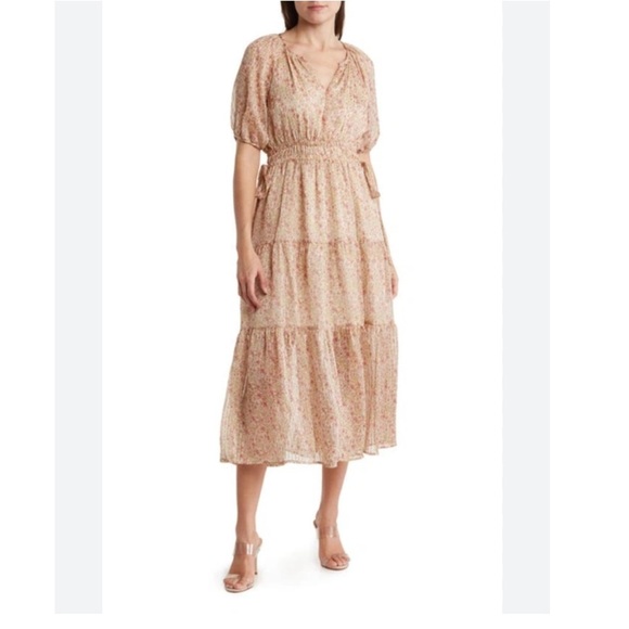 ASTR LORAL PRINT TIERED RUFFLE DRESS IN CREAM MAUVE DITSY SIZE LARGE - Picture 1 of 9